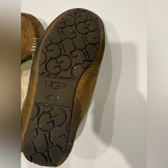 Cozy Brown Suede Moccasins - Picture 7 of 7